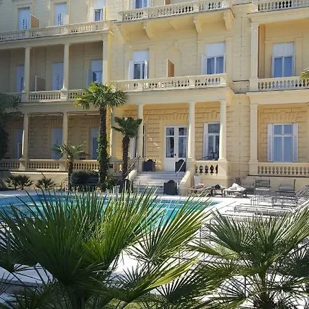 Greenhouse Apartment Opatija